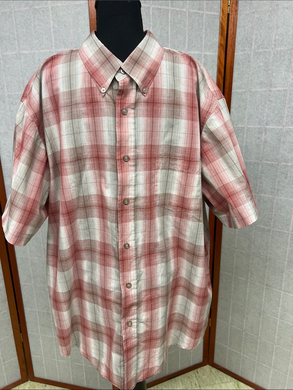 Haggar Short-Sleeve Plaid Button-Down Shirt in Red and White